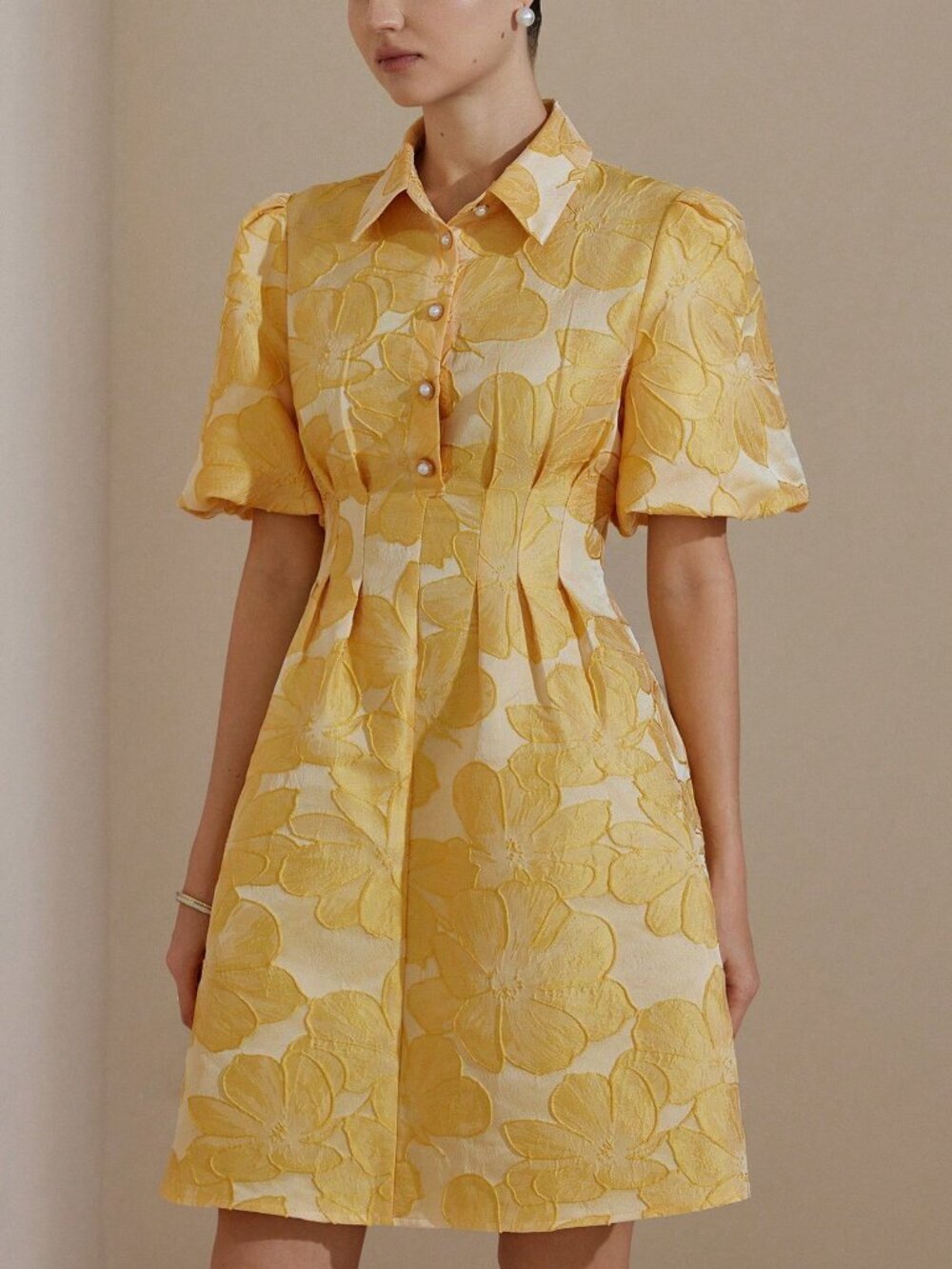 Yellow Elegant Women's Puff Sleeve Jacquard Cutout Waist Pleated Mini Dress - Picture 6 of 7